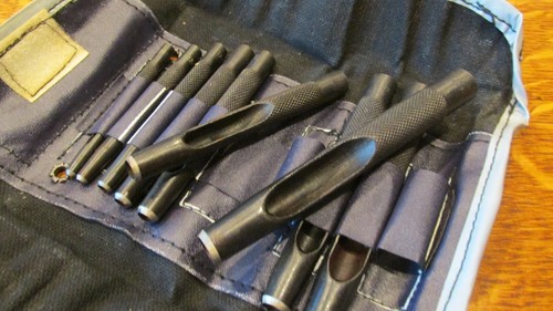 Utensili metrici forati 2mm - forati,